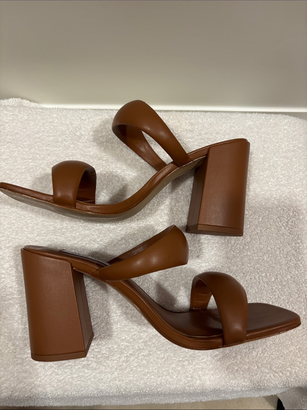Steve Madden Tan Padded Double-Strap Block Heel Sandals - Picture 2 of 3